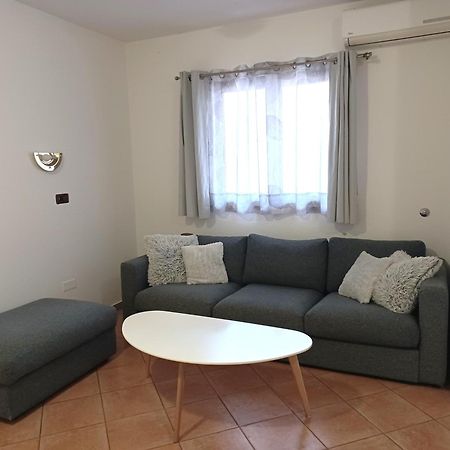 Renato Apartment Basanija Luaran gambar